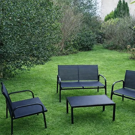 Appartement Renove Avec Acces Jardin Apartmán *