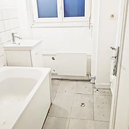 Appartamento Parking Privé, Rénové Accès Jardin *