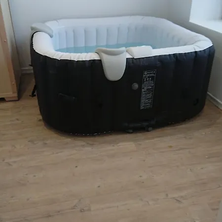 Parking Privé, Rénové Accès Jardin *