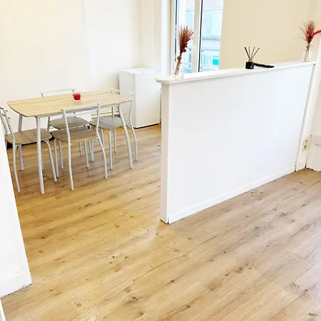 Appartamento Parking Privé, Rénové Accès Jardin