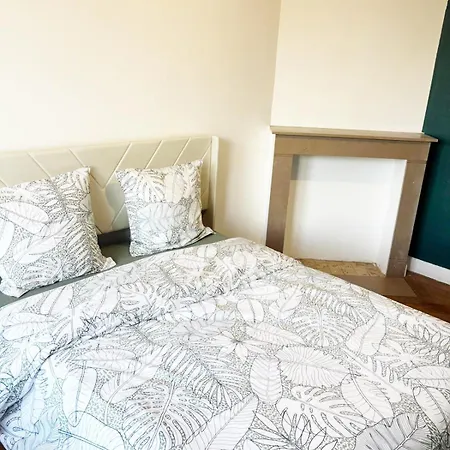 Appartamento Parking Privé, Rénové Accès Jardin *