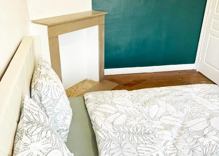 Parking Privé, Rénové Accès Jardin *