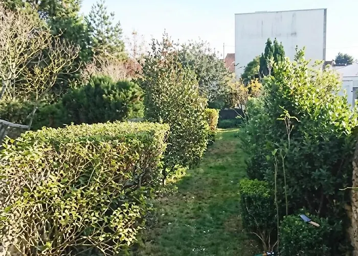 Parking Prive, Renove Acces Jardin Apartment